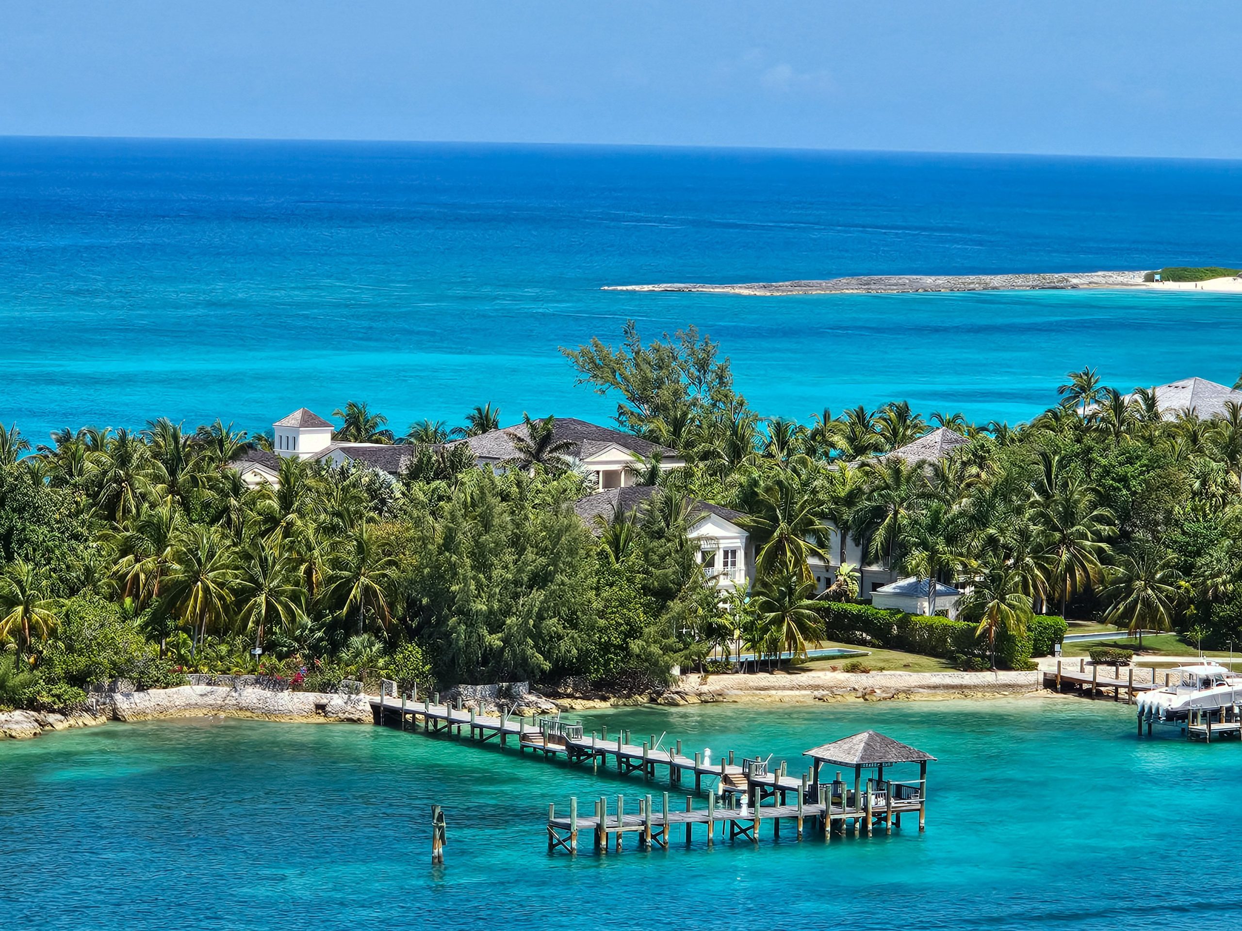 Nassau Bahamas luxury travel experience