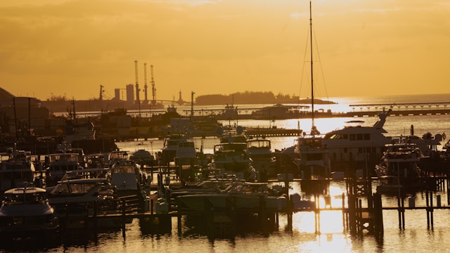 Nassau Bahamas waterfront dining and evening experience